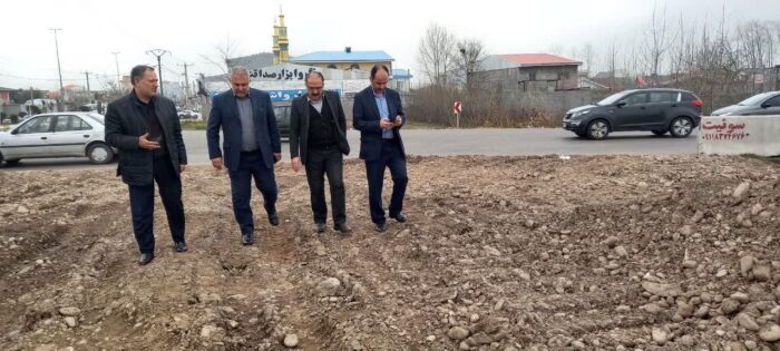 بازدید سرزده بازرس کل استان گیلان از میدان ورودی در حال احداث خمام