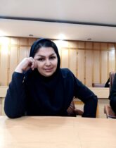 نازنین زهرا رضانژاد✓ خبرنگاری با قلبی مهربان برای آزادی زندانیان، آشنا به فرهنگ هند