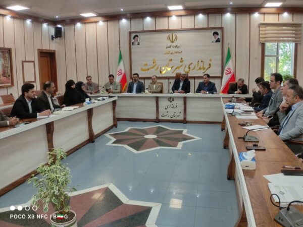کارگرنیا رئیس شورای اسلامی شهر در نشست شورای آموزش و پرورش در فرمانداری رشت: حضور یازده عضو شورا و شهردار رشت در یازده مدرسه همزمان با هفته معلم