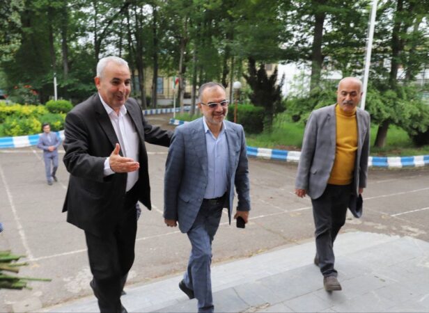 تقدیر از دبیرستان شهید بهشتی رشت به مناسبت هفته معلم