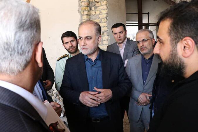 بازدید دادستان عمومی و انقلاب مرکز استان از روند بازسازی و مرمت هتل ایران رشت