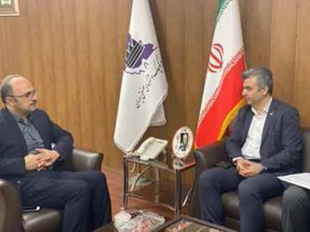 دیدار مدیرکل پست استان با مدیرعامل شرکت شهرک‌های صنعتی گیلان تاکید شد :  صنایع کوچک و متوسط، ستون فقرات اقتصاد ملی هستند