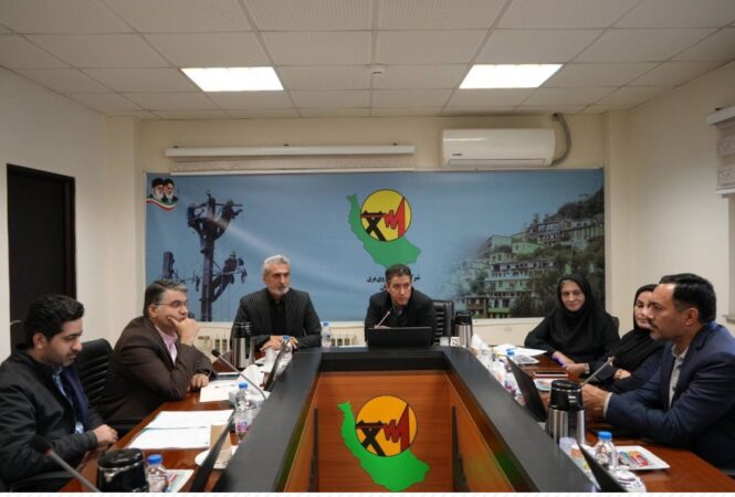 بازدید میدانی از روند بكارگیری سربازان امریه و نخبه در صنعت آب و برق گیلان
