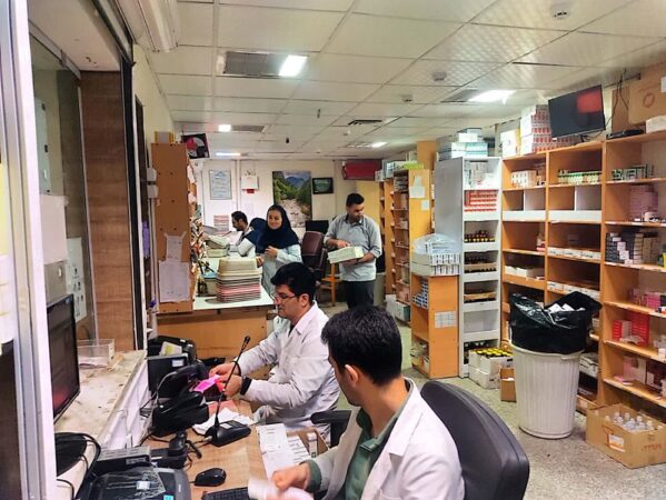 مدیر درمان تامین اجتماعی گیلان خبر داد: هزینه ۲۵۰ میلیارد تومانی داروی سرپایی برای بیمه شدگان تامین اجتماعی گیلان  خرید ۲۹۰ میلیارد تومانی دارو در ۹ ماهه سالجاری
