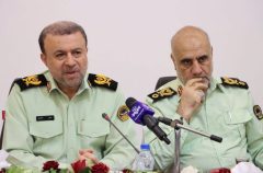 ضربه ۱۲۰ هزار ميليارد توماني پليس به باندهاي سازمانيافته اقتصادي در گيلان/ خط قرمز پليس، معيشت مردم است